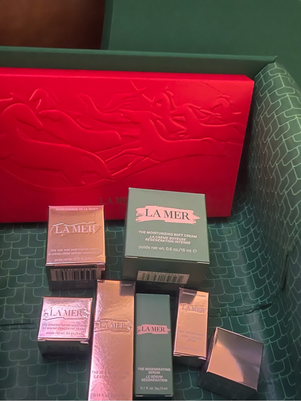 La Mer skin care  1full size and 5-tray sizes,LA MER red dragon envelopes,LM BOX